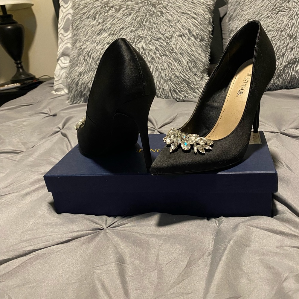 Embellished JustFab Pumps - Picture 7 of 9